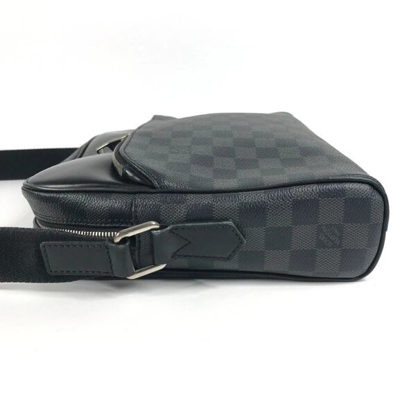 LOUIS VUITTON N41408 Damier Graphite Dayton PM Dayton PM Crossbody Shoulder Bag - Picture 6 of 16
